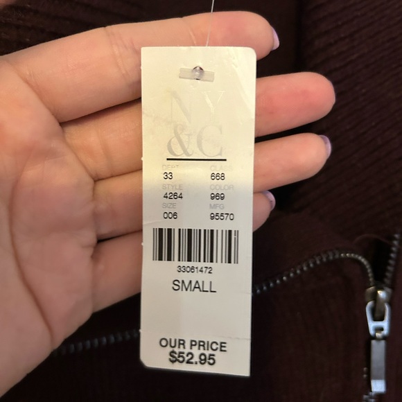 Wine NY & Co asymmetrical zip sweater vest NWT - Picture 2 of 3